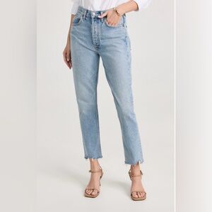Agolde Riley High Rise Straight Crop Jeans in Light wash denim. 28